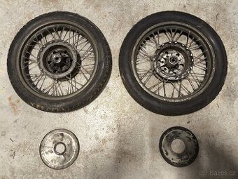 Kola s pneu Jawa 250/353