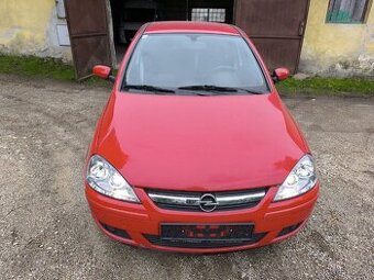 OPEL CORSA 1,2i TWINPORT 50 000 Km
