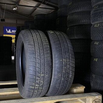 Zimní pneu 215/55 R17 98V Barum 5,5mm