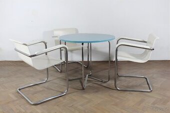 sezení funkcionalismus,Hana Kučerová Záveská