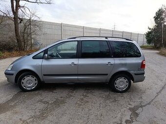 Ford Galaxy, 1.9 TDI, servisováno