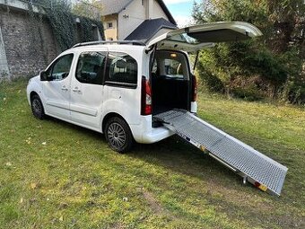 Peugeot Partner 1.6HDi pro převoz ZTP 1.Majitel 52 000km