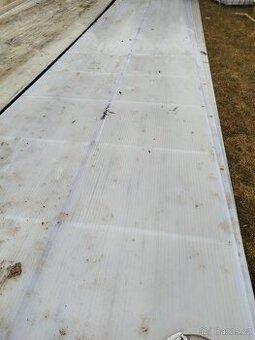 Makrolon 16mm, mléčný