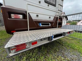 Nosič motorky/kol pro obytný vůz