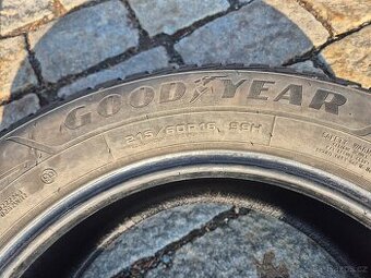 4x zimní 215/60 R16 = 2xGoodYear + 2xSeasonProof