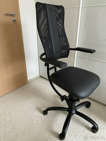 Kancelářská židle Spinalis Hacker PC 22990 ZÁNOVNÍ