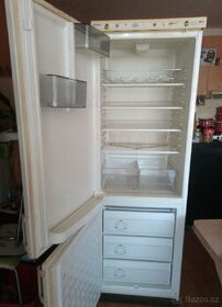 Kombinovaná chladnička s mrazákem