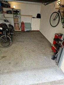 Parkovací stání pro 2 motocykly