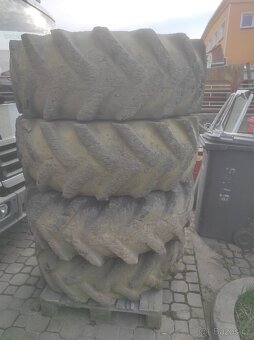 400/80-24 KOLA BOBCAT telehandler nakladač 4ks