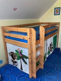 Dětská zvýšená postel masiv 200x90 se závěsy