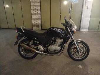 Honda CB 500