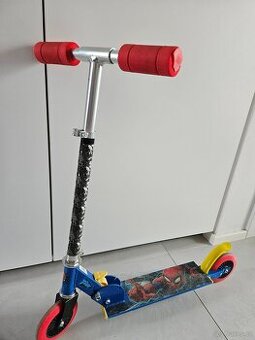 Dětská skládací koloběžka Spiderman