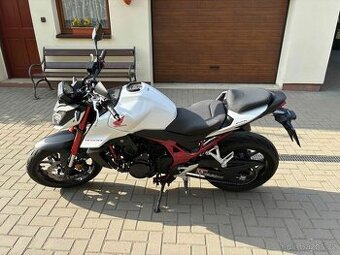 Honda CB 750 Hornet, podvozek Matris, najeto 2800 km