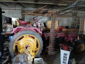 Traktor prodej
