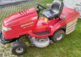 Honda HF2417 HT elektický výklop - zahradní traktor
