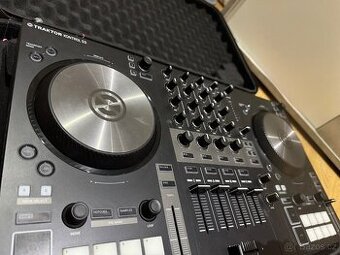Hrací konzole, Dj pult