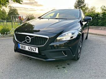 Volvo V40 CC D2 Cross Country, LED, kamera, 8xkola, DPH