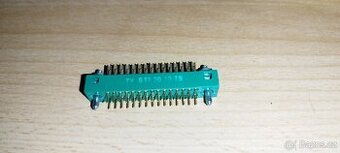 Konektor TY 513 30 13 T9 – 30 pinů, zlacený
