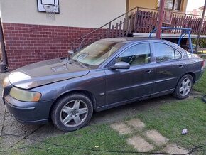 Volvo s60 2,4i r.v.2005 103 kw