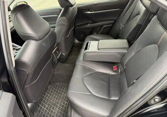 Toyota Avensis combi-T27-2011-2,2-110 Kw-náhradní díly