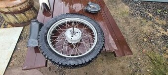 Zadní kolo jawa 90 s PNEU BARUM ENDURO 3.5 - 18 M13B