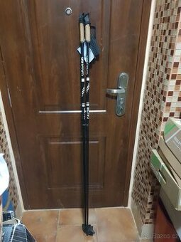 Prodám úplně nové hůlky na běžky CALTER 145cm dlouhé.