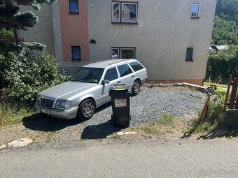 Mercedes Benz w124 kombi 2,5D