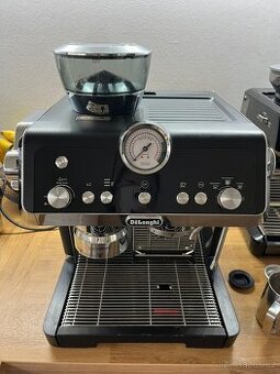 Pákový kávovar De'Longhi La Specialista Prestigio EC9355.BM