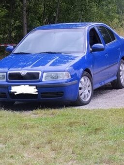 Koupím poptávám kryt pod motor  a originál ALU 15-16