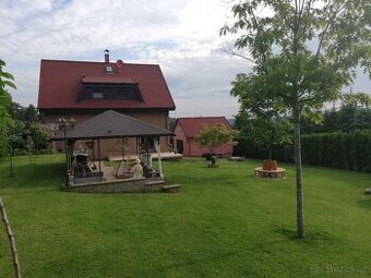 Prodej zděného rodinného domu na Slapech za Prahou