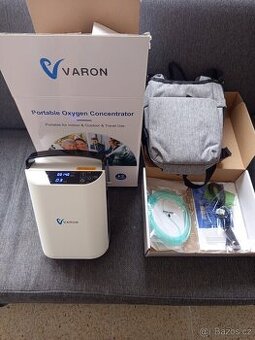 Přenosný kyslíkový koncentrátor s baterií