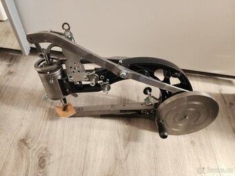 Ruční šicí stroj na kůži a obuv – model JX-JJ – funkční