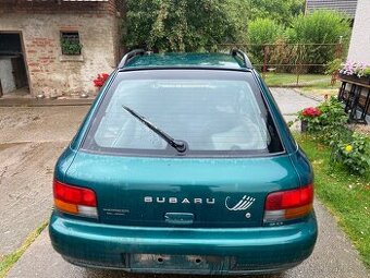 Dveře kufru subaru impreza