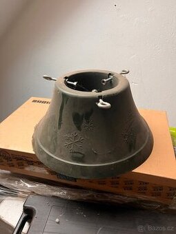 Stojan na živý vánoční stromek – pevný, se šrouby