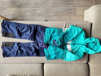 lyžařské kalhoty a bunda