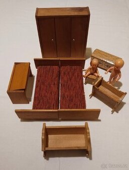 Nábytek pro panenky