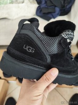 UGG tenisky