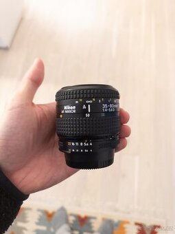 Nikon AF Zoom-Nikkor 35-80mm f/4-5.6D