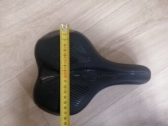 Dámské sedlo Force