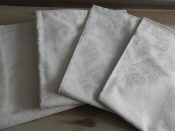 Damaškové ložní povlečení