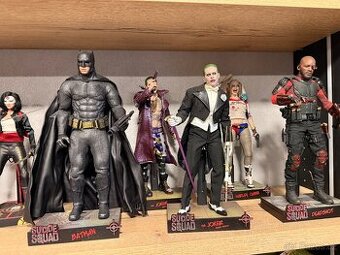 Prodám figurku Hot Toys Deadshot (Suicide Squad) 1/6