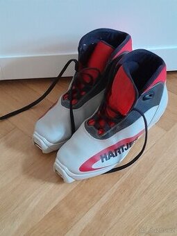 Boty na bezky sns 40