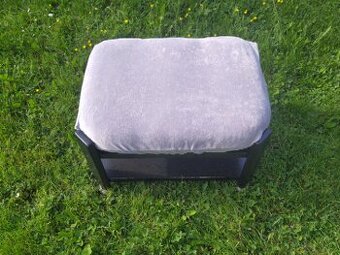 Prodám sedátko 60x45x45 cm - dřevěné