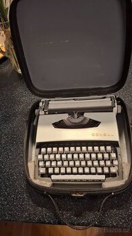 prodám psací stroj Consul
