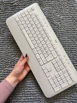 Bílá bezdrátová klávesnice logi Logitech K650 Off-white - CZ