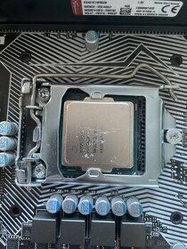 CPU, zakladní deska, RAM