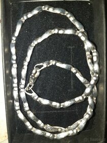 Stříbrný náhrdelník - 1
