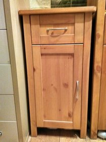 dřevěná koupelnová skríňka se šuplíkem - 1