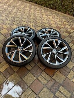 Škoda Vega 5x112 r19