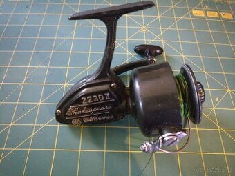 Naviják Shakespeare 2230 II retro